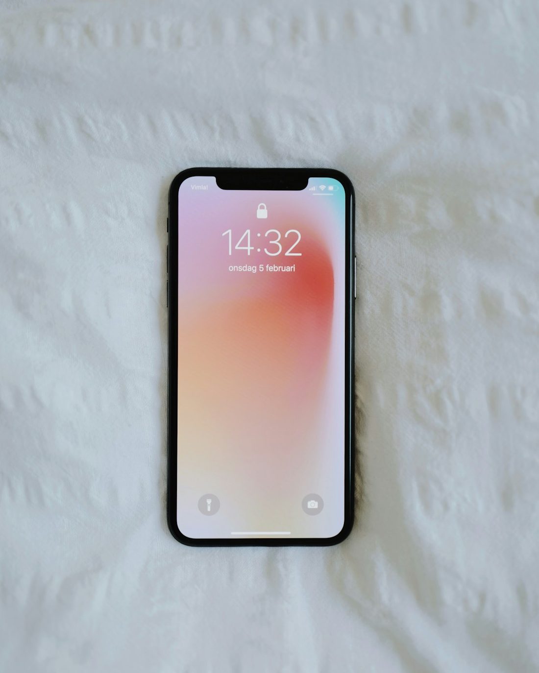 东升国际 APP 数据表界面示意